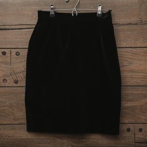 Vintage Moschino Velvet skirt (us 10)